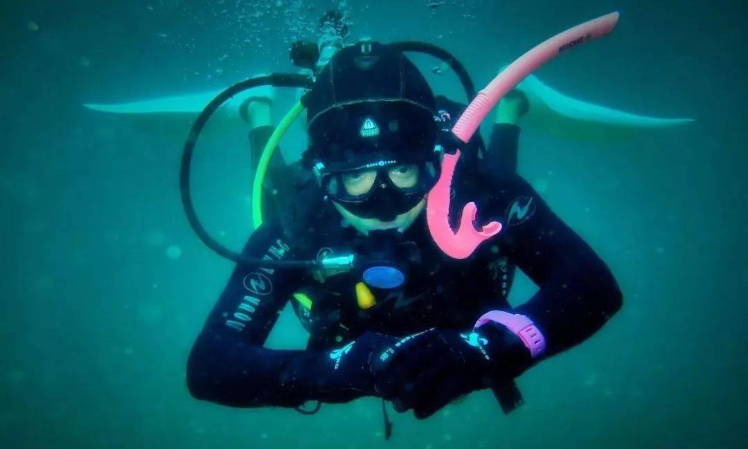 实况足球